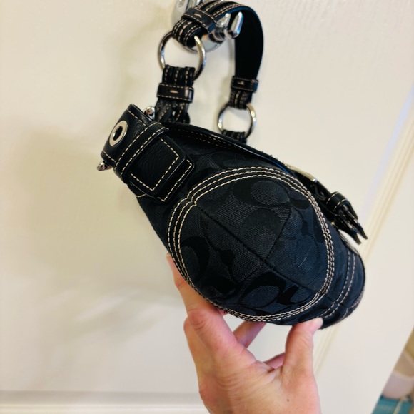 Coach  Soho Black Signature Canvas Shoulder Bag 6171
With dust bag included - Picture 8 of 13